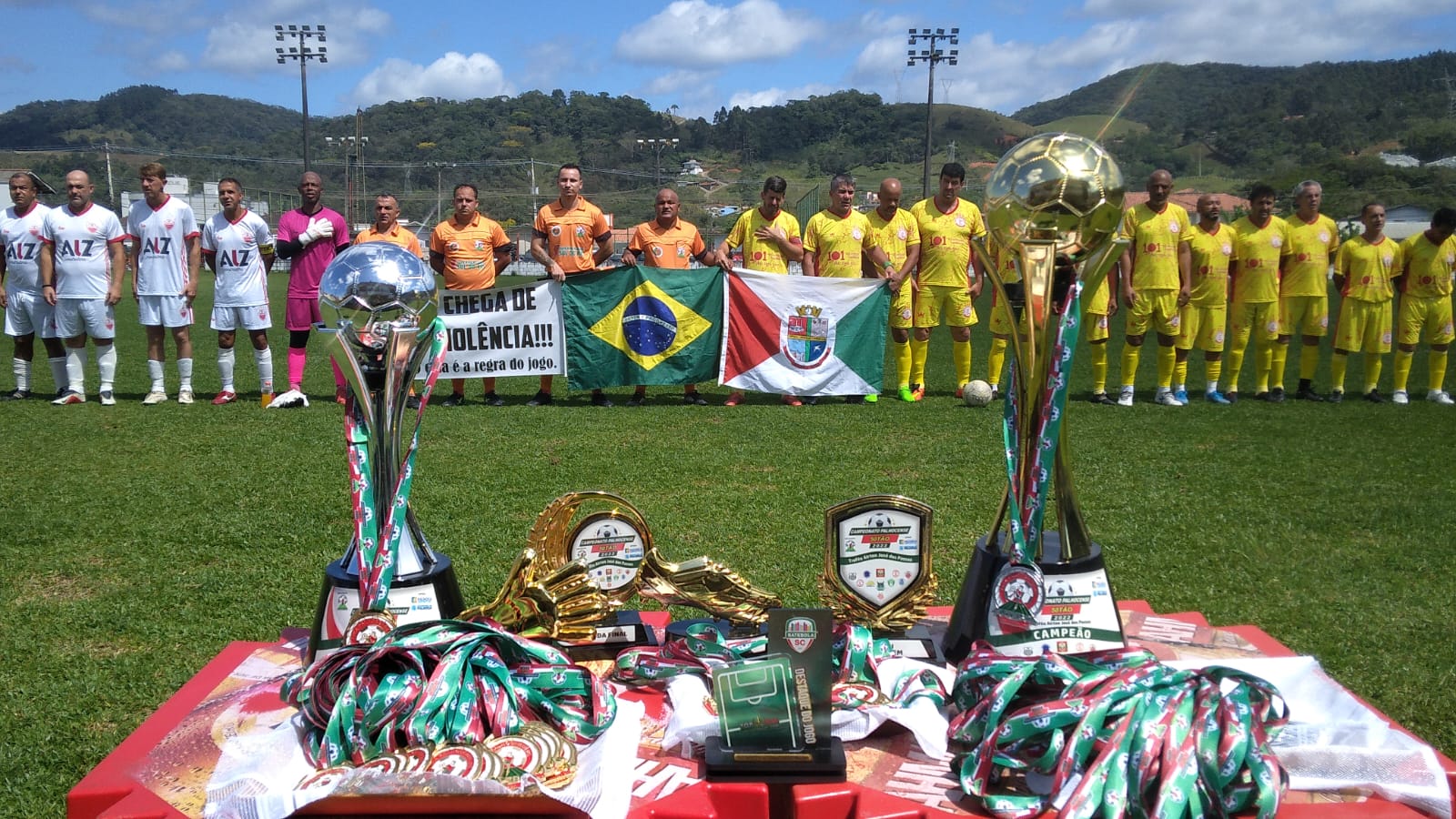Equipes e trofus